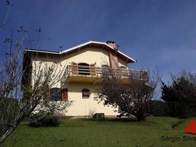 #11 - Casa para Venda em Campos do Jordão - SP