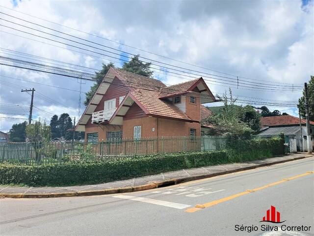 #60 - Casa para Venda em Campos do Jordão - SP