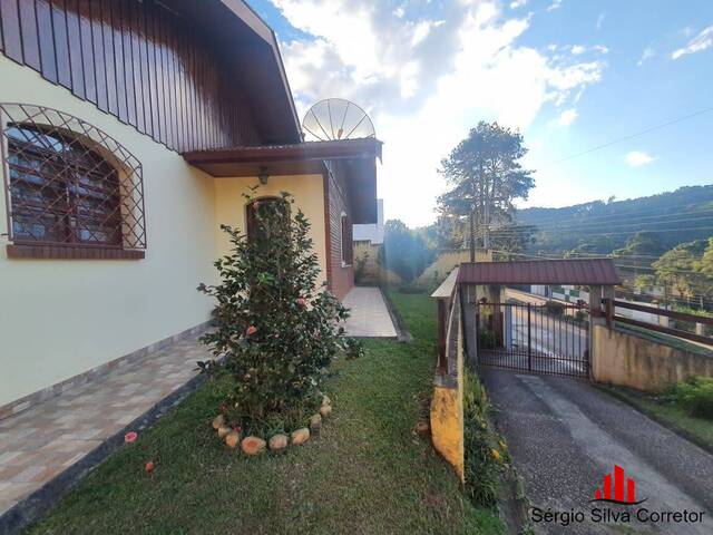 #102 - Casa para Venda em Campos do Jordão - SP