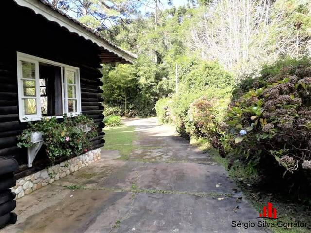 #110 - Casa em condomínio para Venda em Campos do Jordão - SP