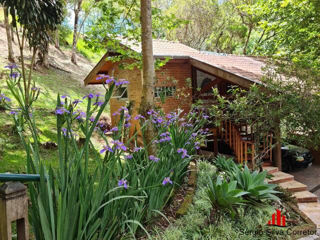 #161 - Casa para Venda em Santo Antônio do Pinhal - SP