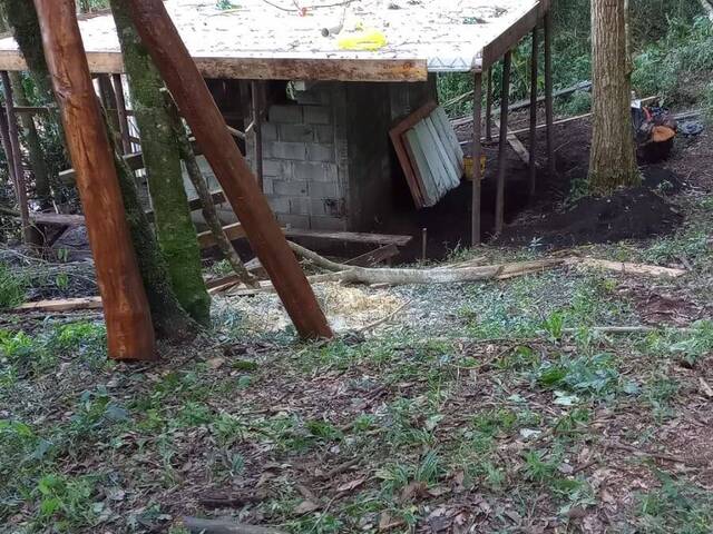 #165 - Terreno em condomínio para Venda em Campos do Jordão - SP